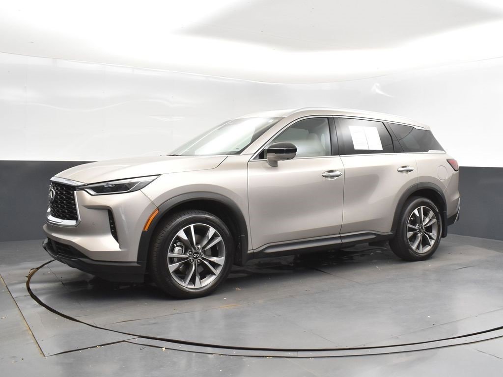 Used 2025 INFINITI QX60 Luxe image 3