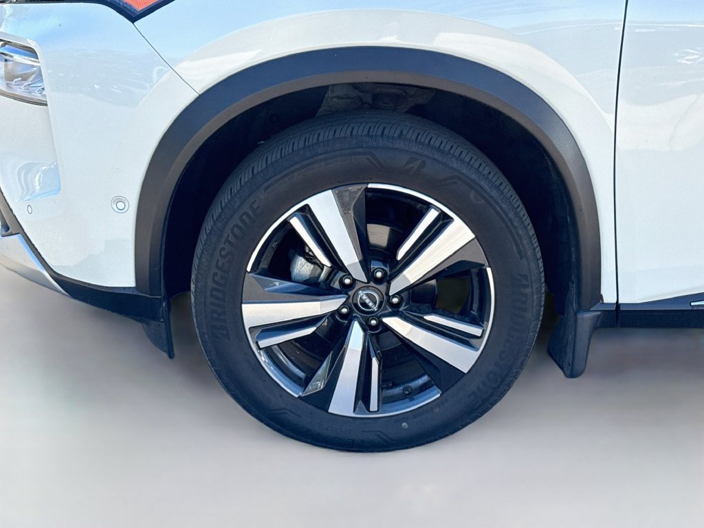 Used 2023 Nissan Rogue Platinum w/ Platinum Premium Package AWD/4WD image 38