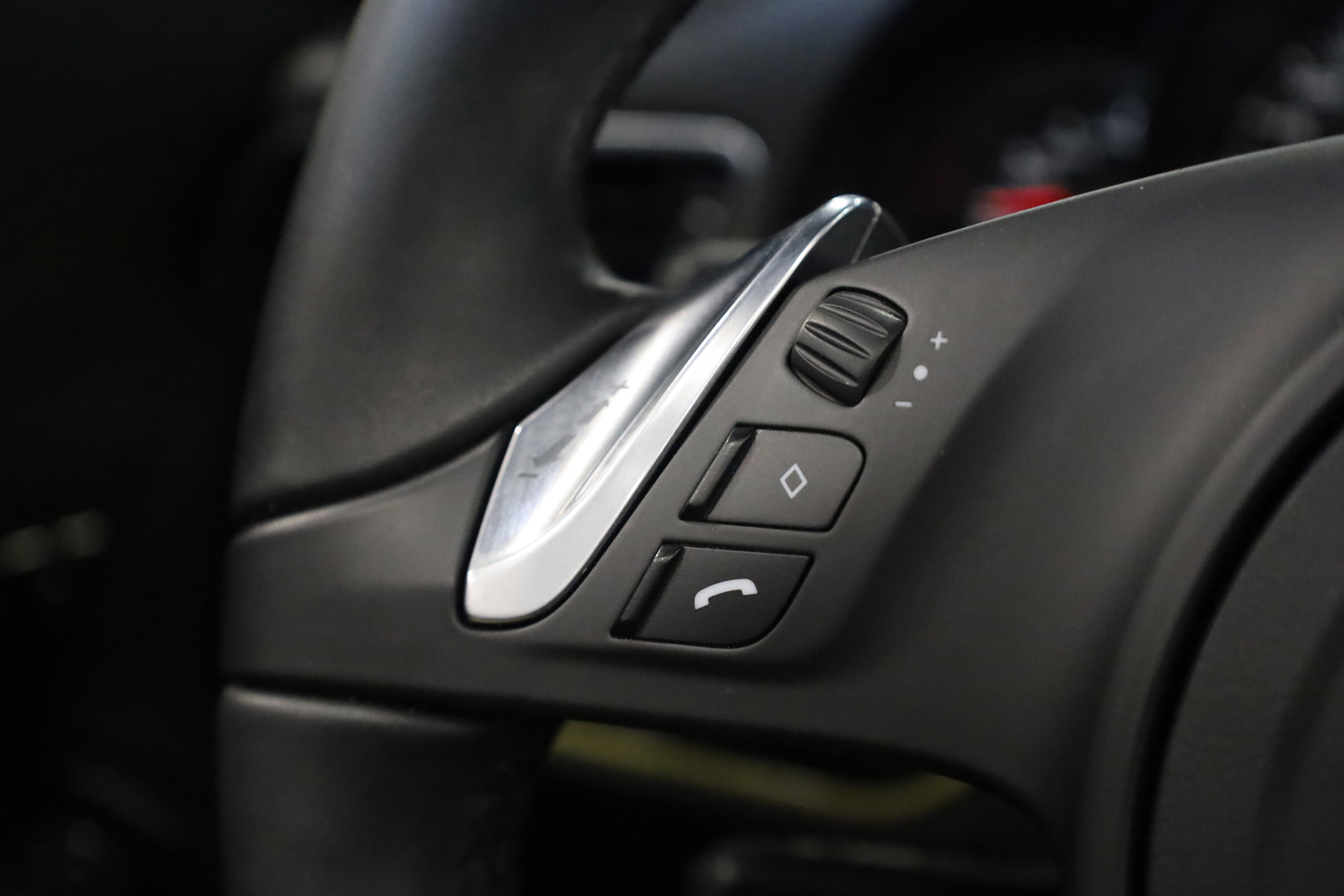 Used 2013 Porsche 911 Carrera image 27