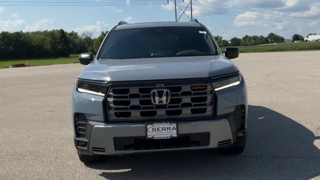 New 2026 Honda Pilot TrailSport image 3