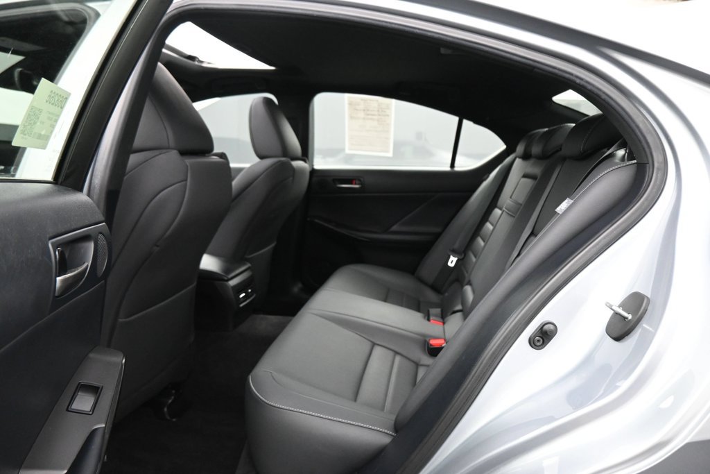 Used 2023 Lexus IS 350 F Sport RWD image 17