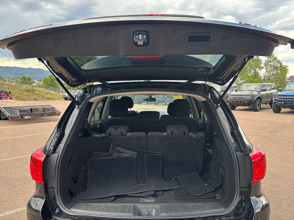 Used 2020 Nissan Pathfinder SV AWD/4WD image 9