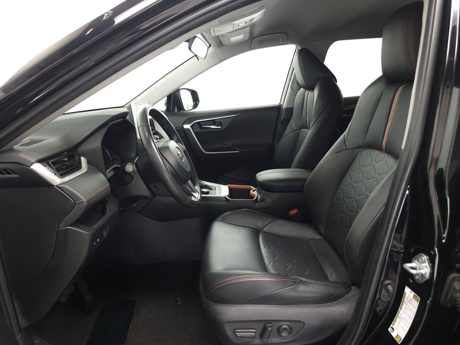 Certified 2024 Toyota RAV4 Adventure AWD/4WD image 4