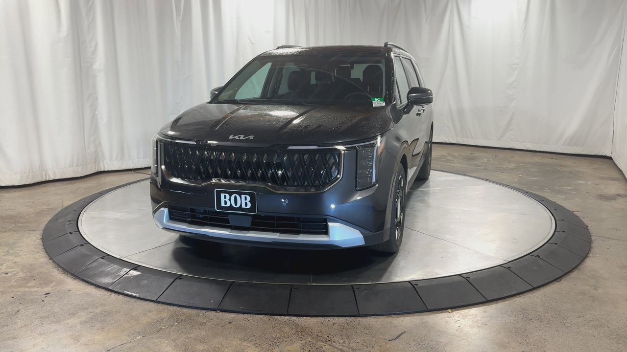 New 2026 Kia Carnival EX FWD image 4