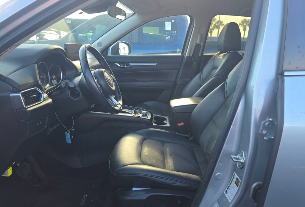Used 2021 MAZDA CX-5 Touring FWD image 6