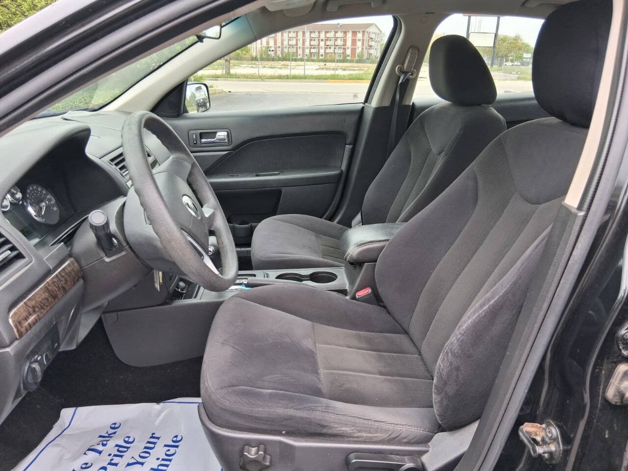 Used 2009 Mercury Milan FWD image 11