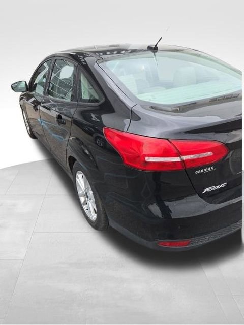 Used 2016 Ford Focus SE image 9
