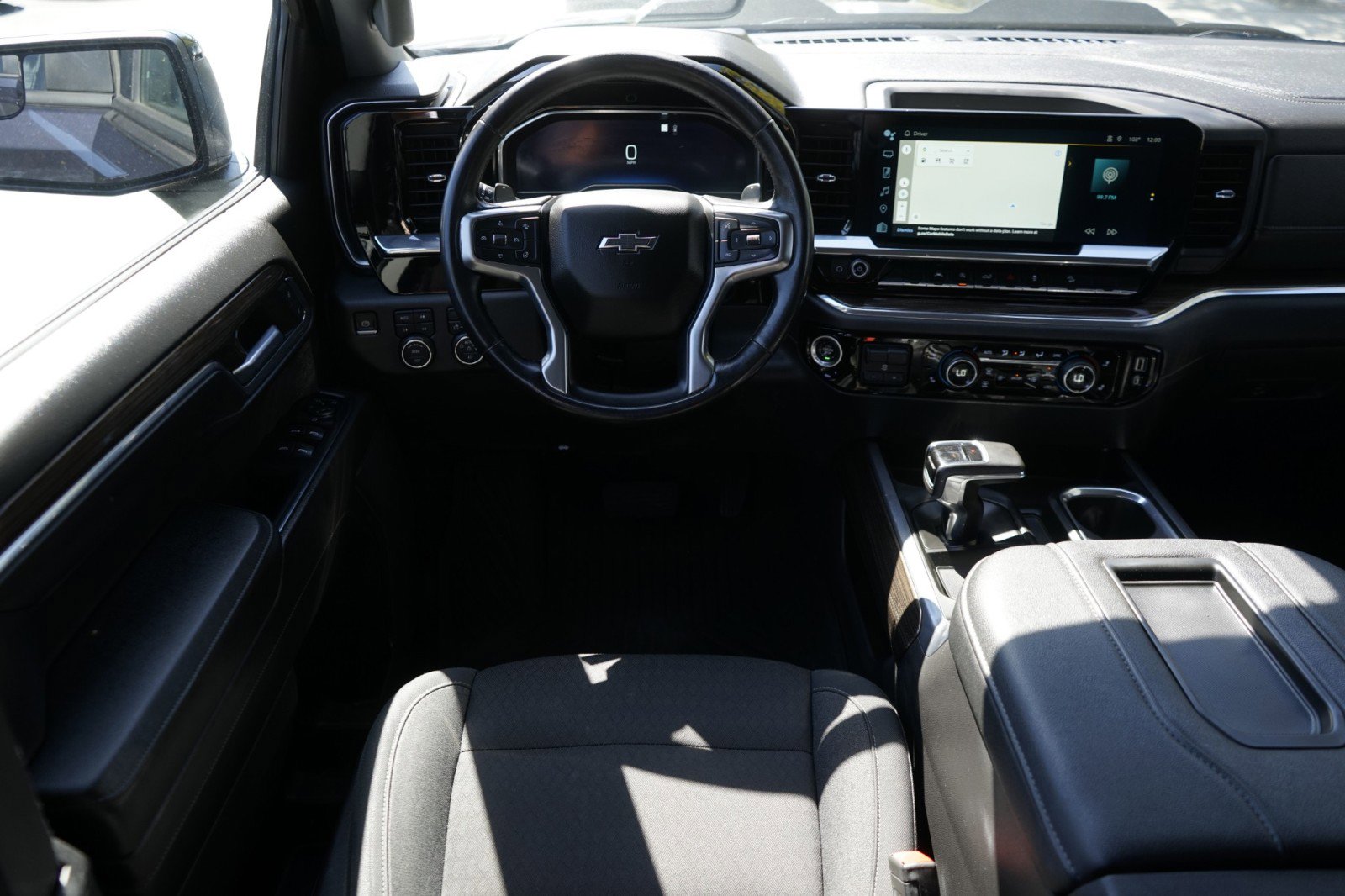 Used 2022 Chevrolet Silverado 1500 LT Trail Boss w/ Protection Package image 14