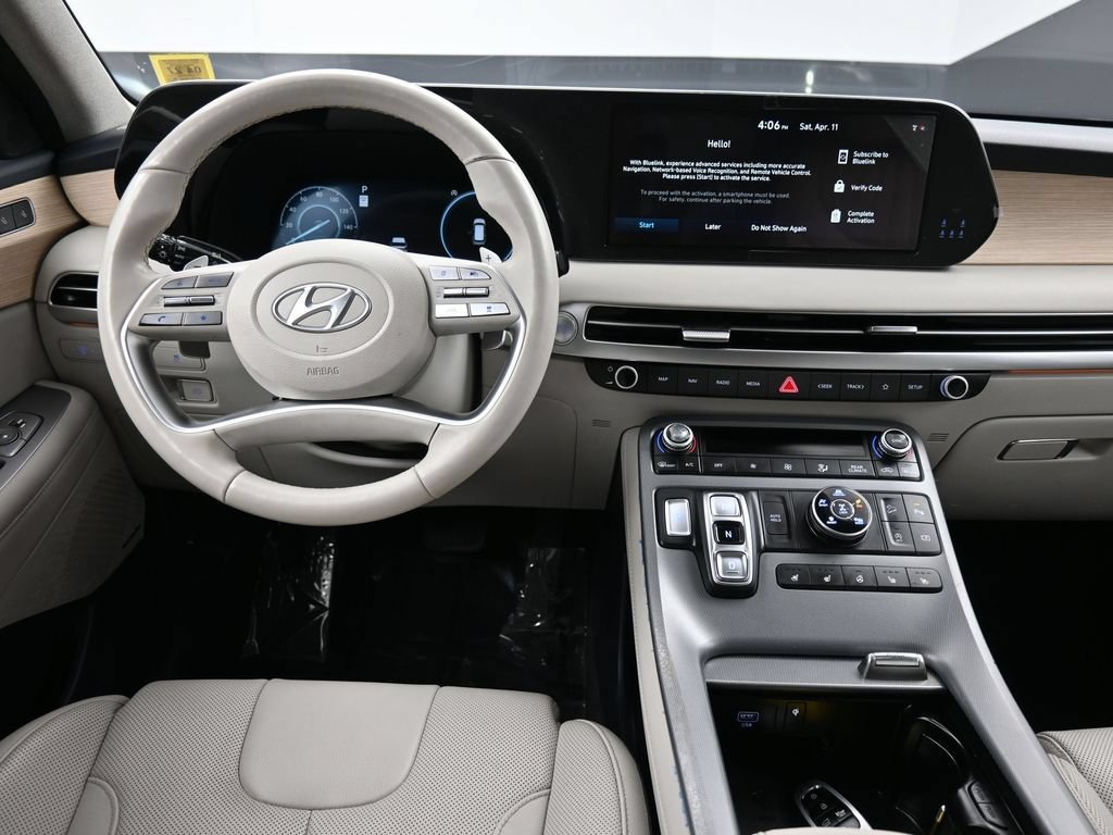 Used 2024 Hyundai Palisade Limited AWD/4WD image 21