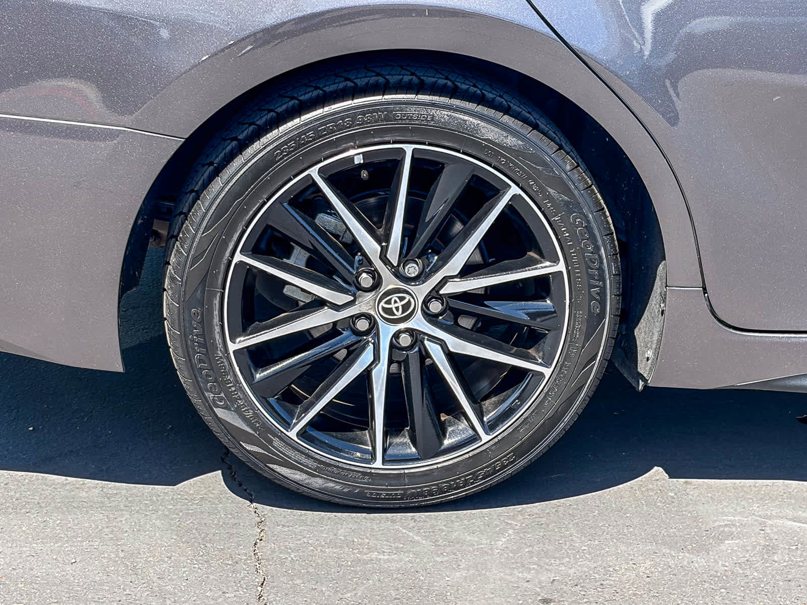 Used 2023 Toyota Camry SE w/ Blackout Package (TMS) FWD image 10