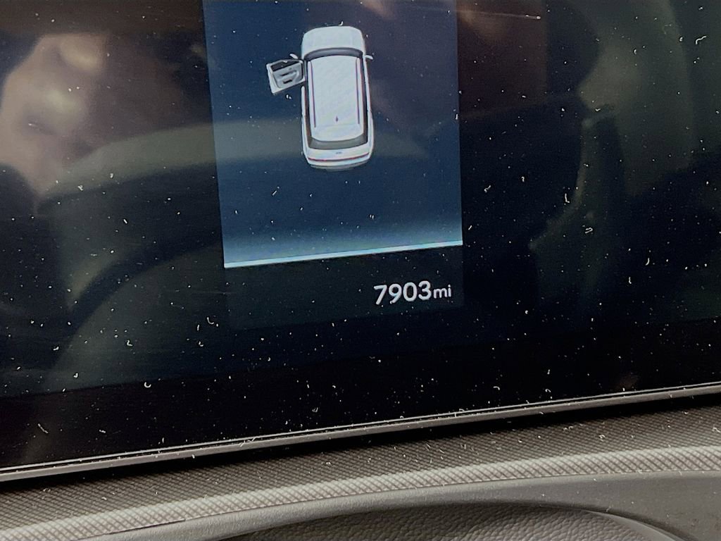 Certified 2025 Hyundai Santa Fe SE image 10