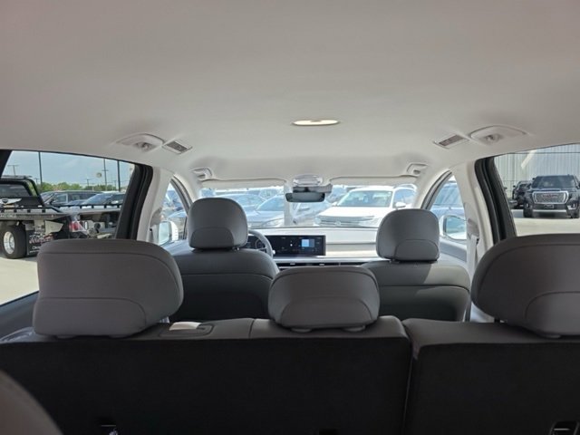 New 2026 Hyundai Ioniq 9 Limited image 13