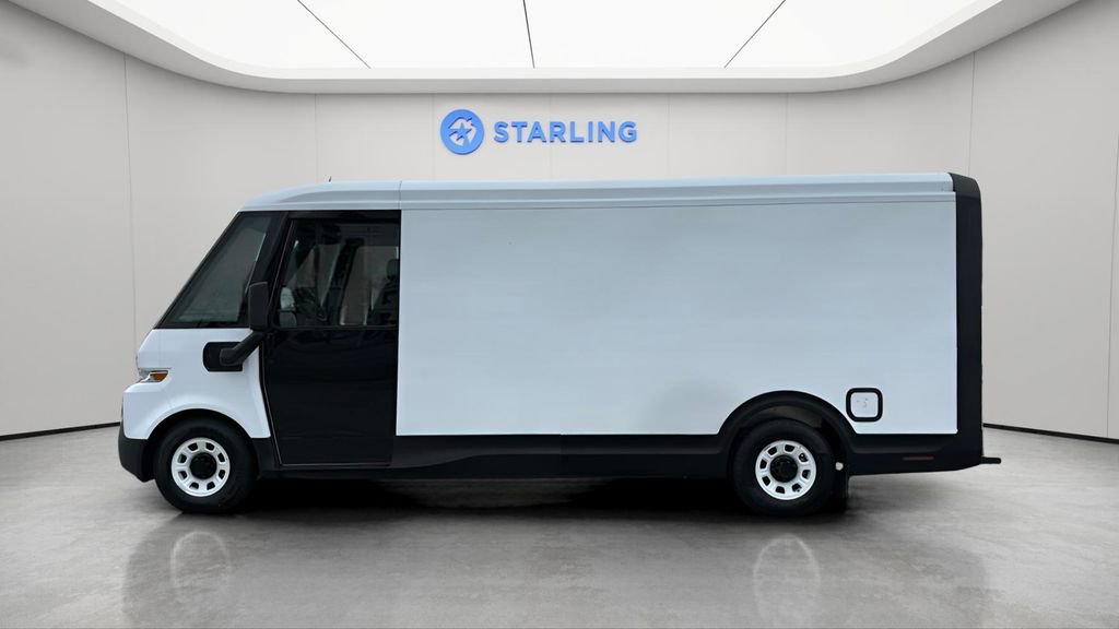 Used 2024 Chevrolet Brightdrop 600 w/ Commercial Equipment Package image 3