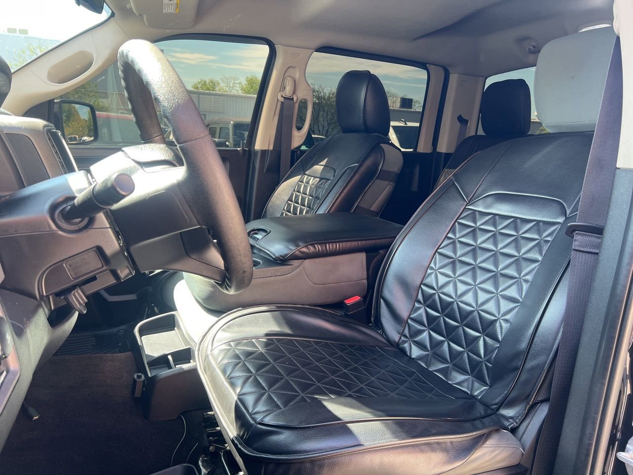 Used 2016 RAM 1500 Express w/ Black Ram 1500 Express Group image 17