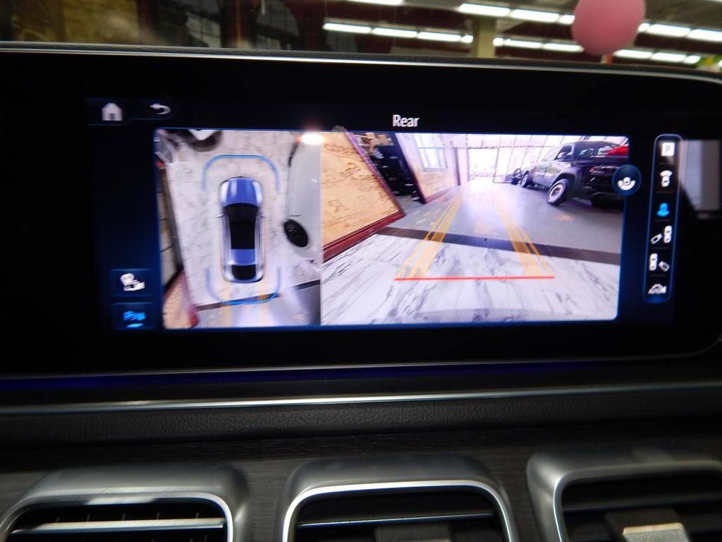 Used 2024 Mercedes-Benz GLE 53 AMG 4MATIC Coupe image 27