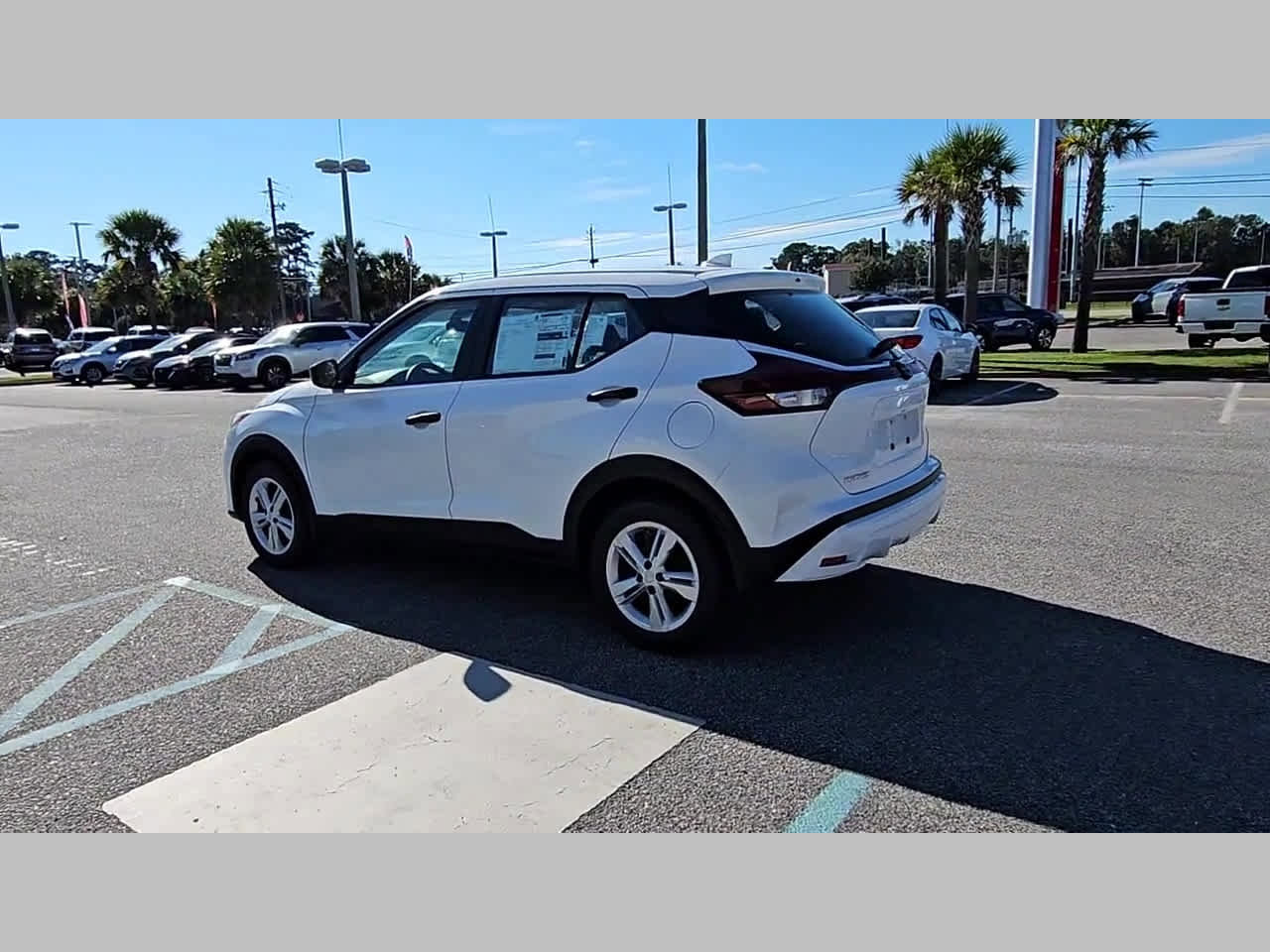 New 2025 Nissan Kicks Play S image 26