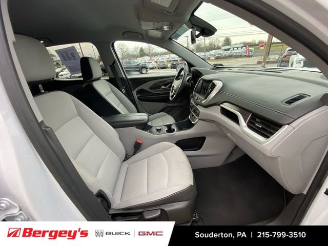 Certified 2022 GMC Terrain SLE w/ Driver Convenience Package image 32