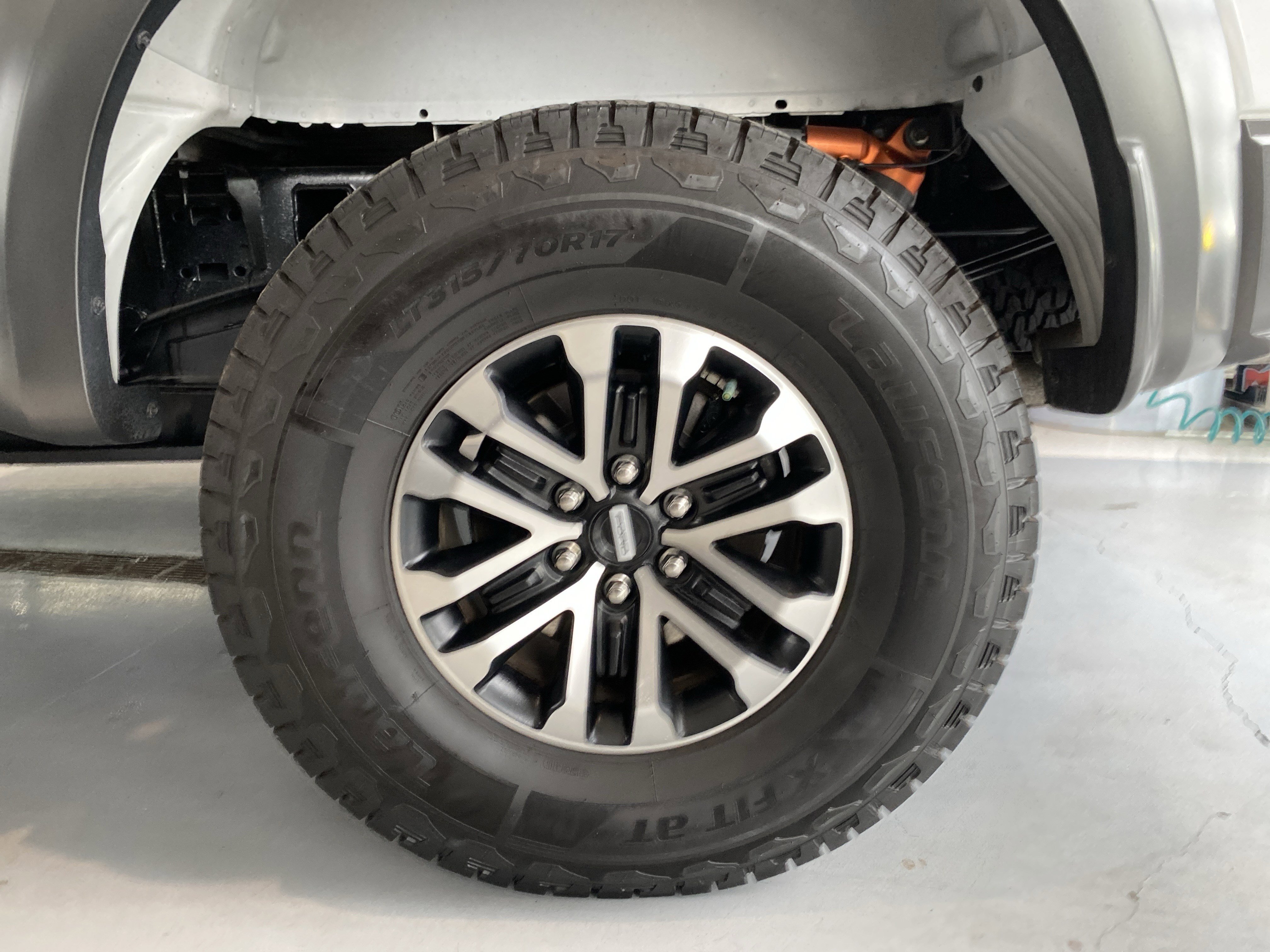 Used 2020 Ford F150 Raptor image 29