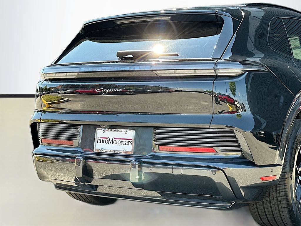 New 2026 Porsche Cayenne Electric AWD/4WD image 34