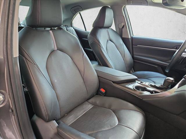 Used 2022 Toyota Camry XSE FWD image 18