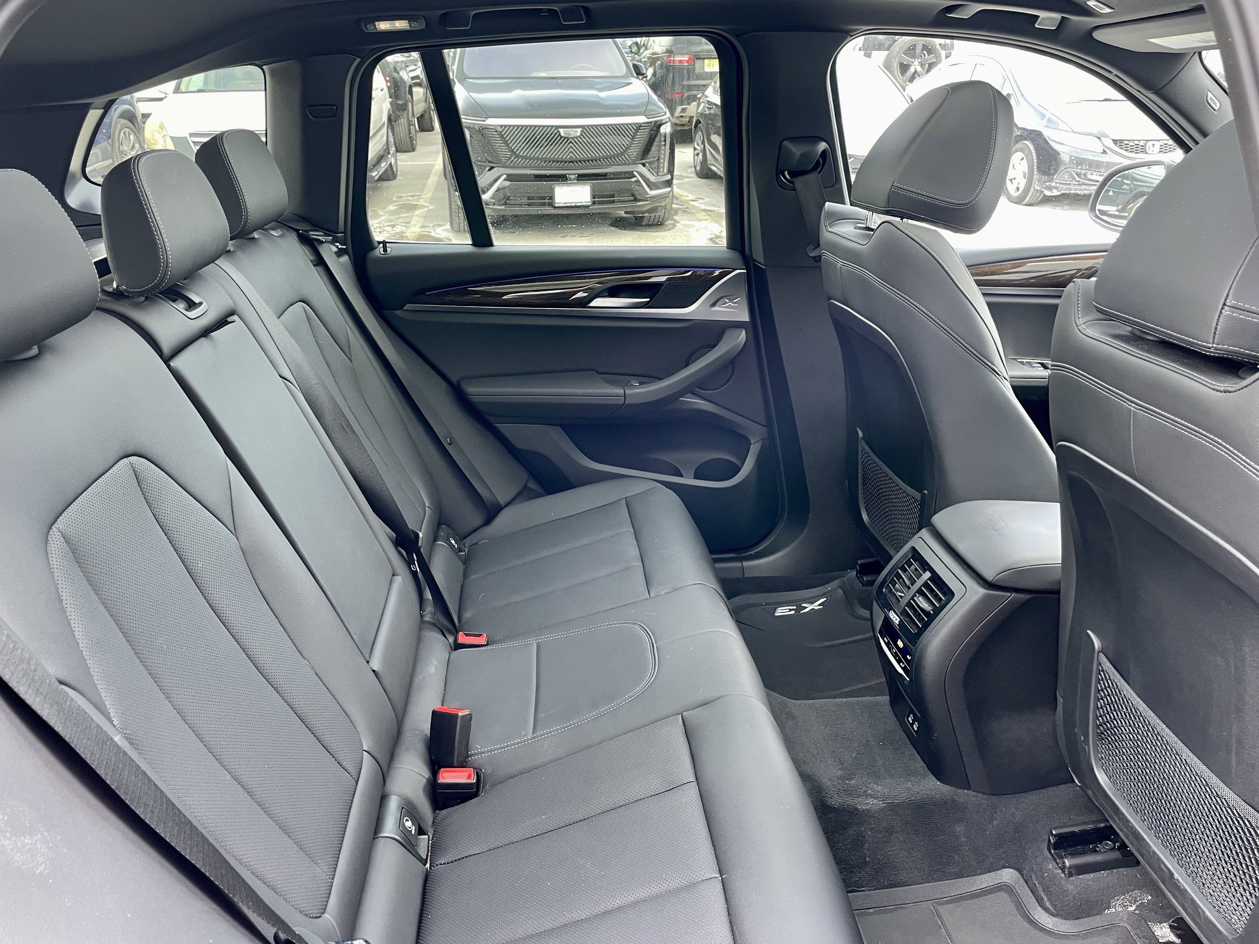 Used 2023 BMW X3 xDrive30i w/ Premium Package w/ZPA image 31