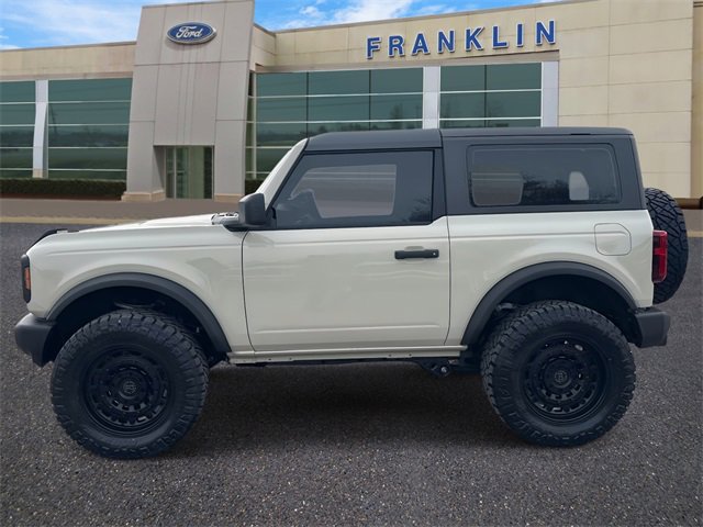 New 2025 Ford Bronco Base image 4