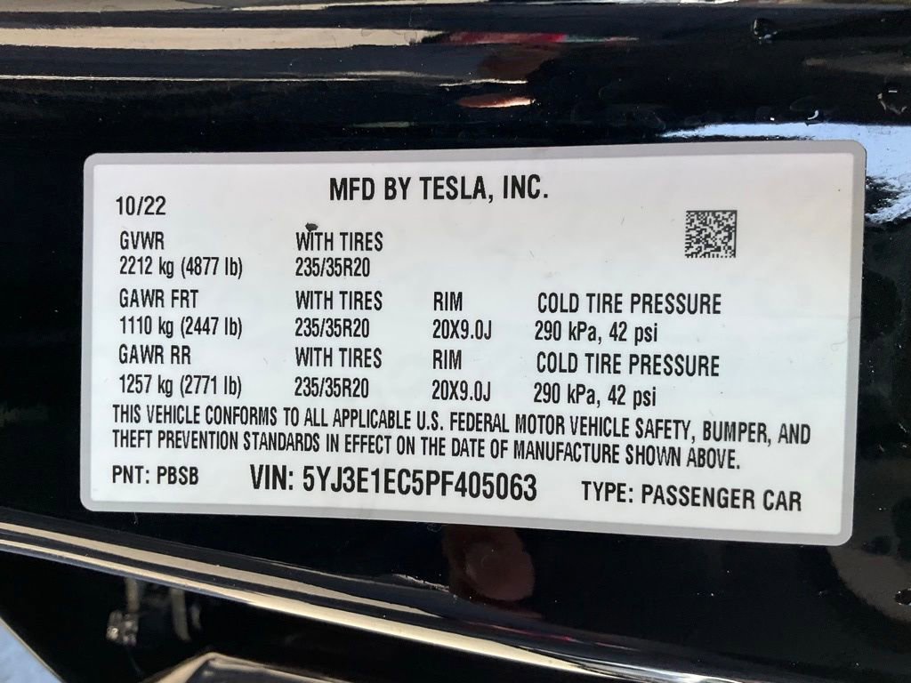 Used 2023 Tesla Model 3 Performance image 19