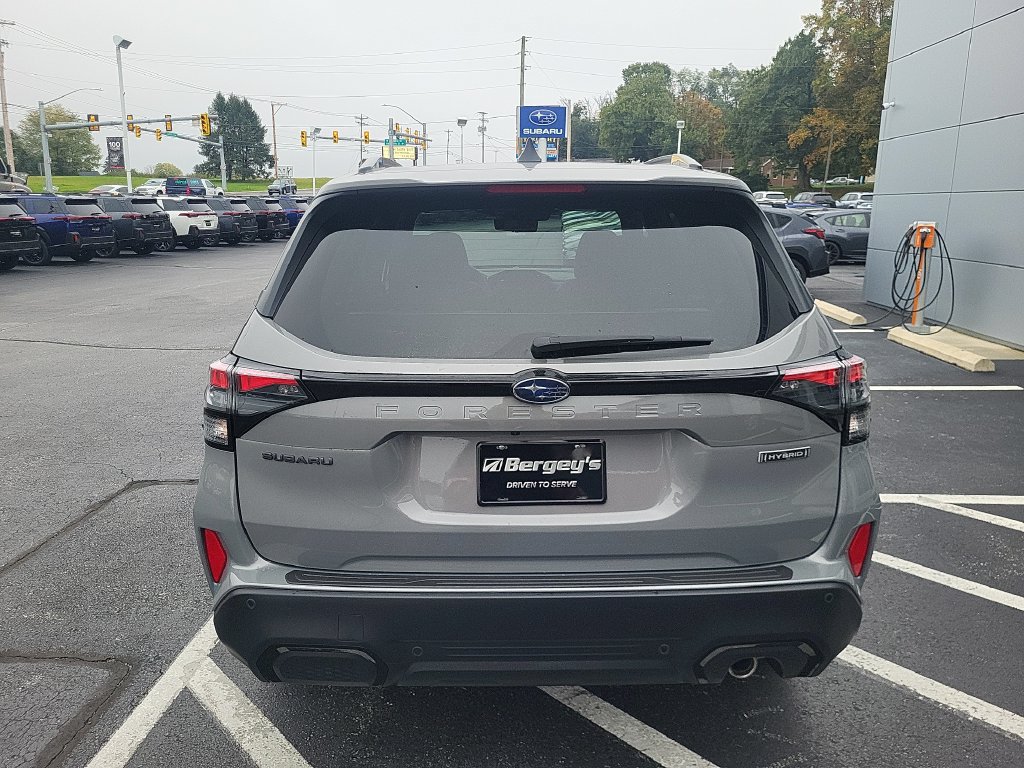 New 2026 Subaru Forester Touring AWD/4WD image 3