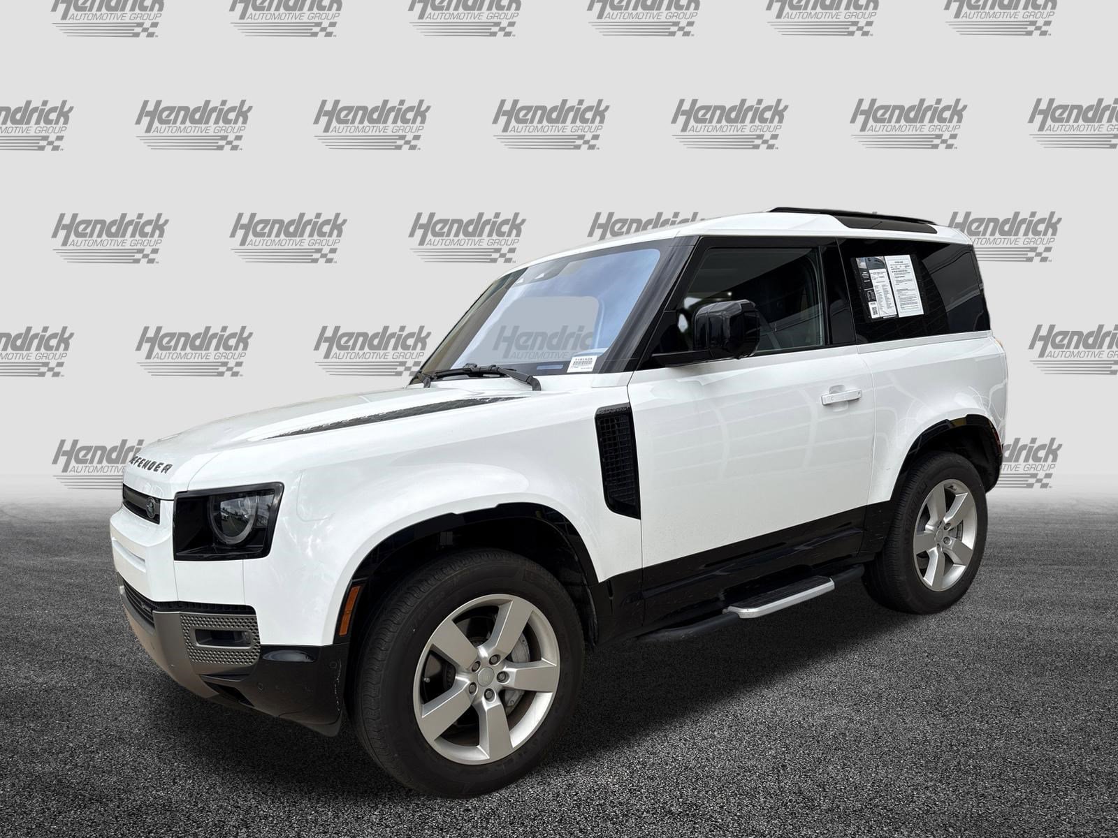 Used 2023 Land Rover Defender 90 X-Dynamic SE AWD/4WD image 5