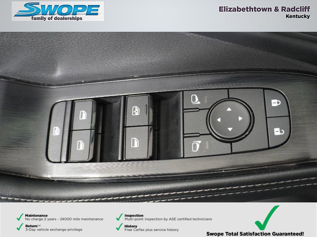 Used 2025 Nissan Rogue SV image 15