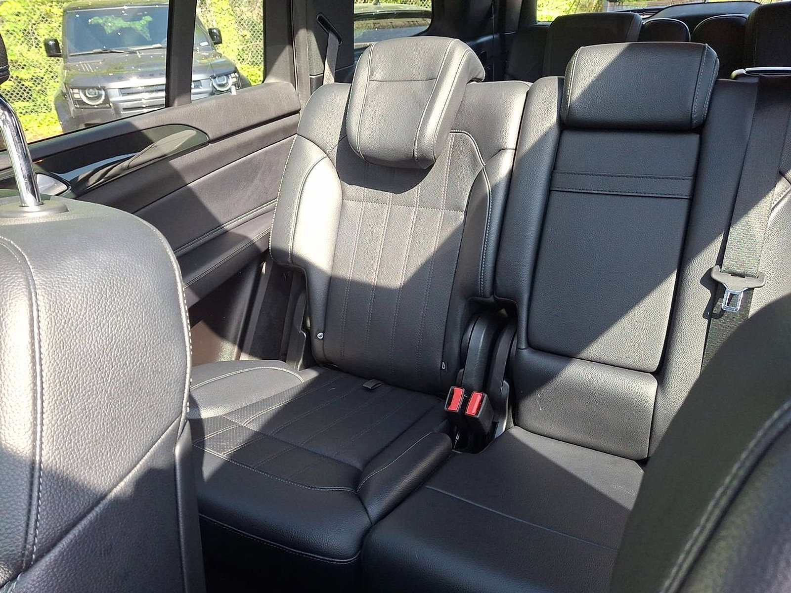 Used 2019 Mercedes-Benz GLS 450 4MATIC image 12