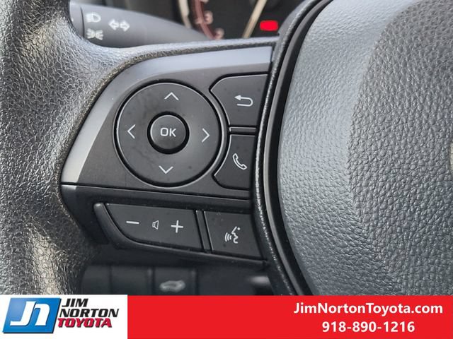 Used 2025 Toyota RAV4 XLE w/ Convenience Package FWD image 29