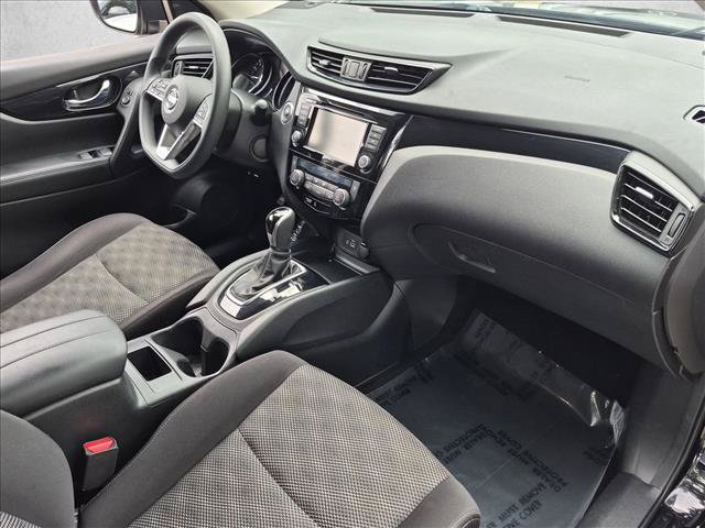 Used 2020 Nissan Rogue Sport SV FWD image 20