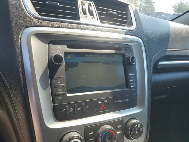 Used 2016 GMC Acadia SLE AWD/4WD image 25