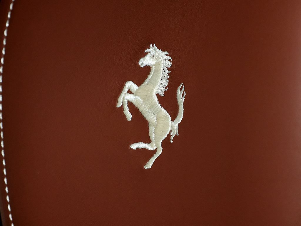 Certified 2025 Ferrari Purosangue AWD/4WD image 41
