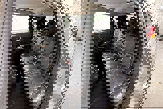 Used 2017 Jeep Cherokee Limited w/ Luxury Group image 20