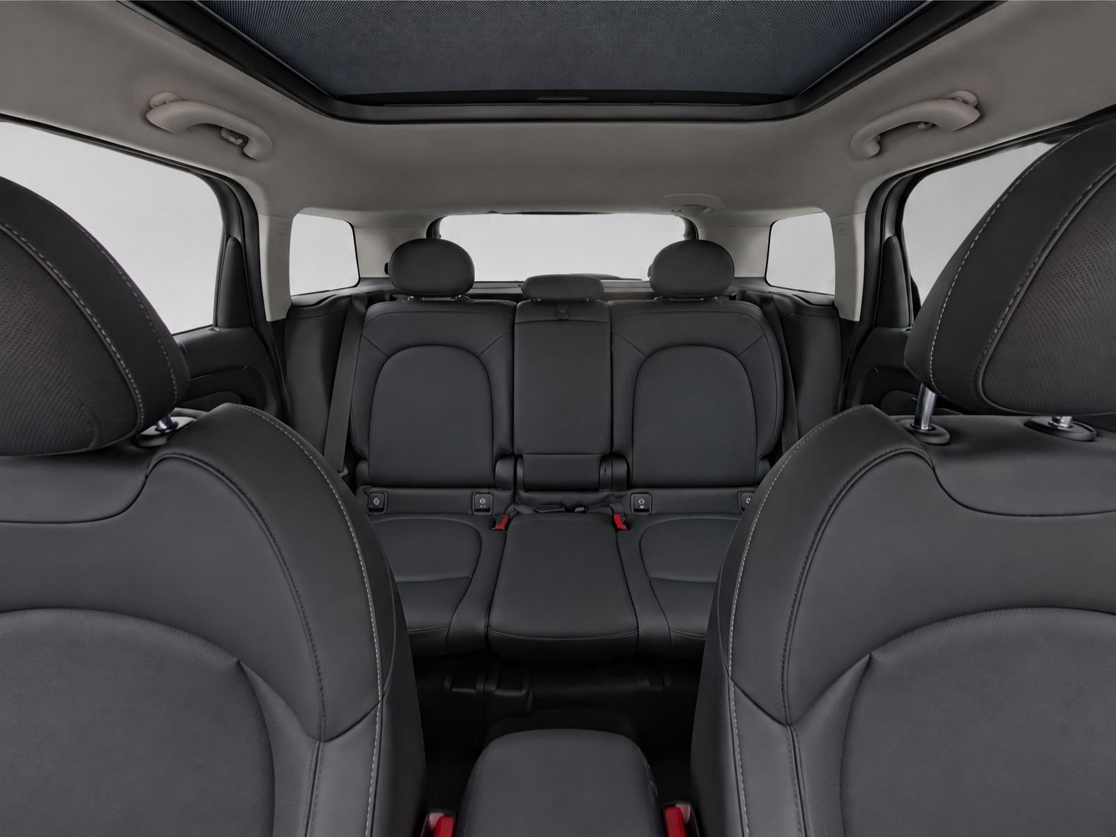 Used 2024 MINI Cooper Countryman S w/ Premium Package FWD image 17