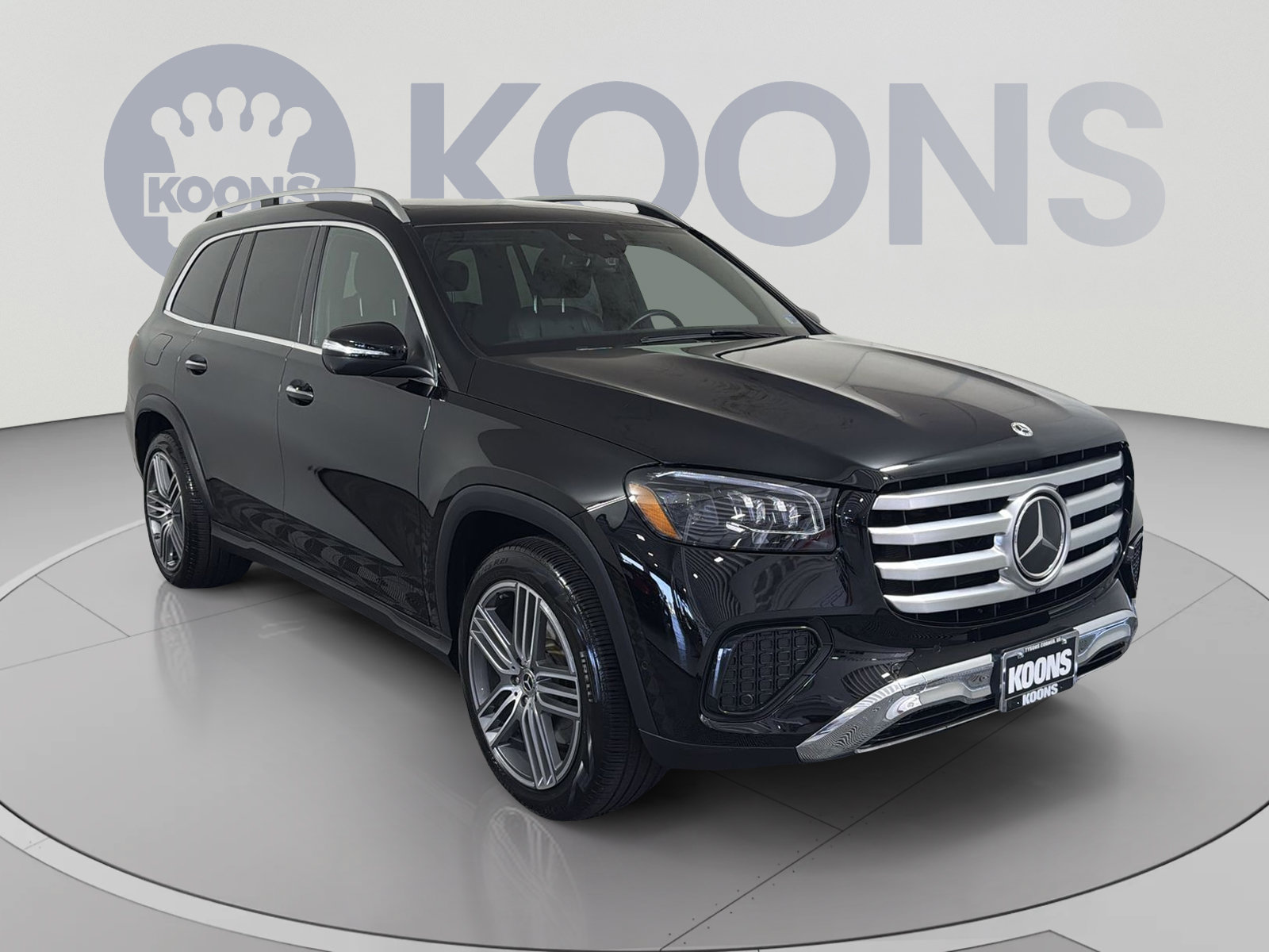 Used 2025 Mercedes-Benz GLS 450 4MATIC image 10