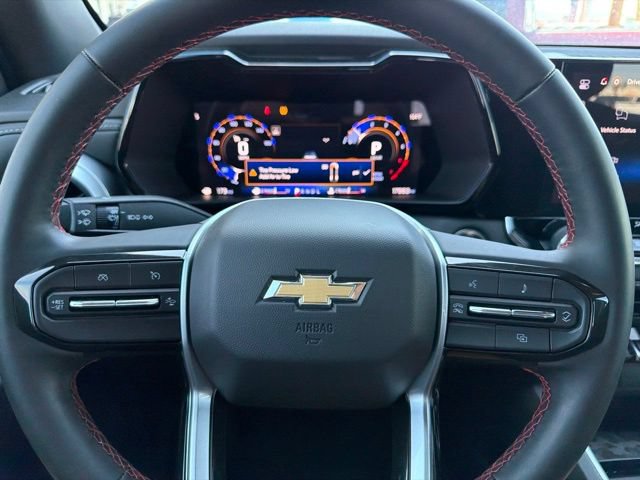 Used 2025 Chevrolet Colorado LT RWD image 16