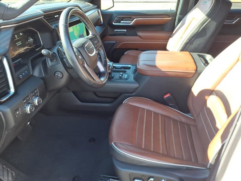 Used 2023 GMC Sierra 1500 Denali Ultimate image 11