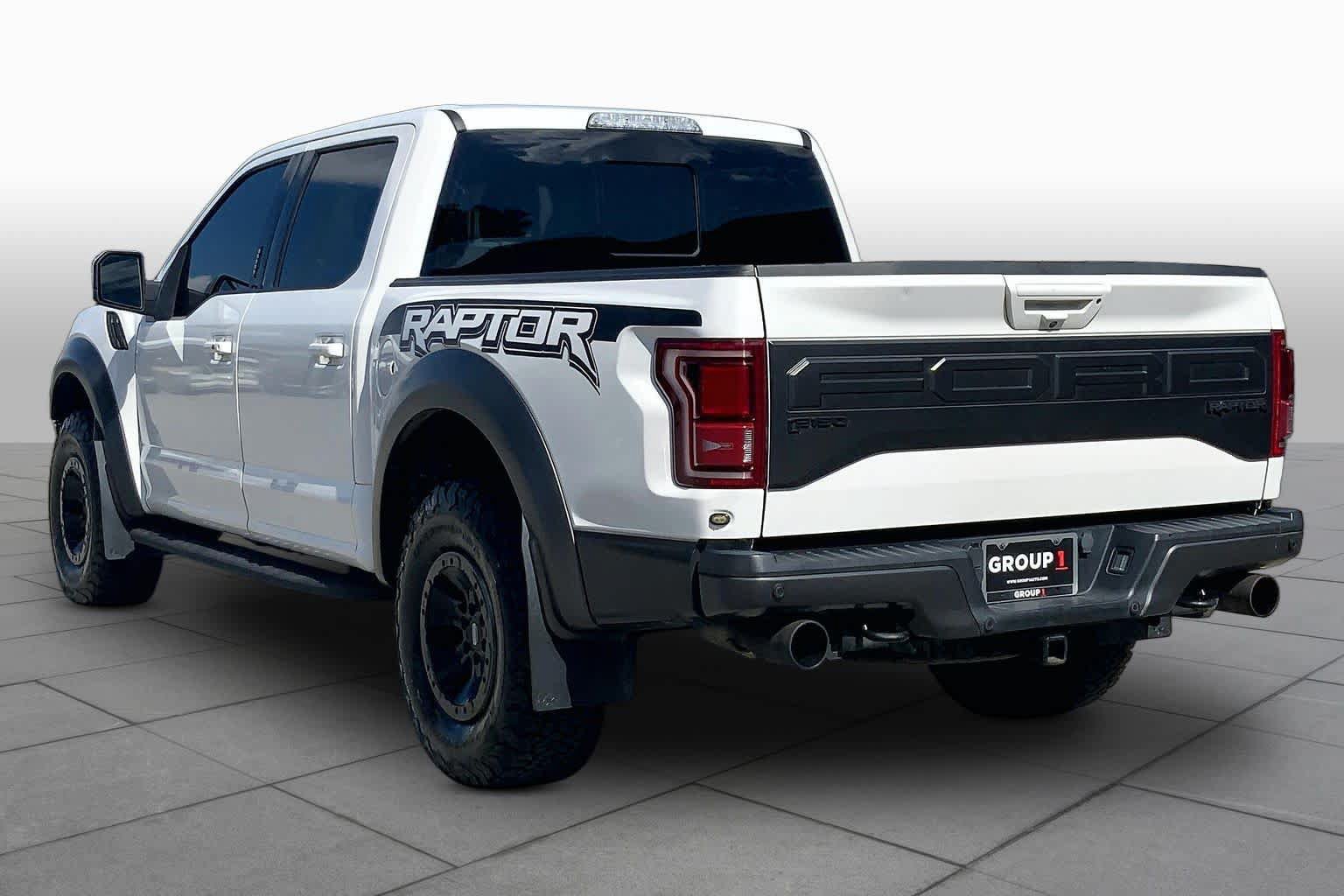 Used 2018 Ford F150 Raptor w/ Equipment Group 802A Luxury AWD/4WD image 11