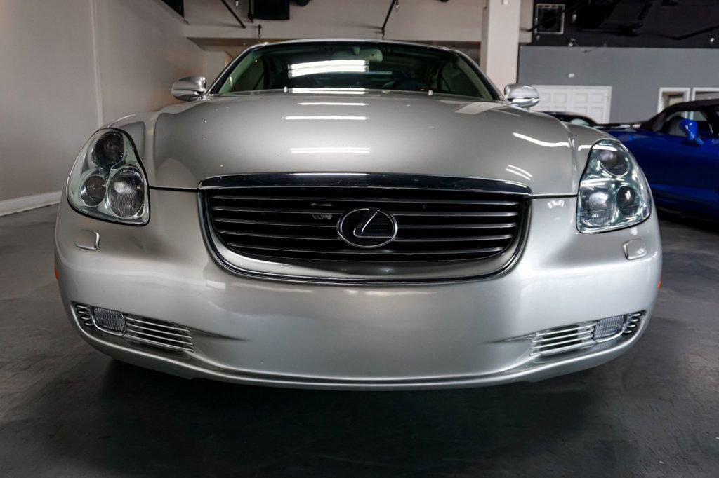 Used 2004 Lexus SC 430 Convertible RWD image 17