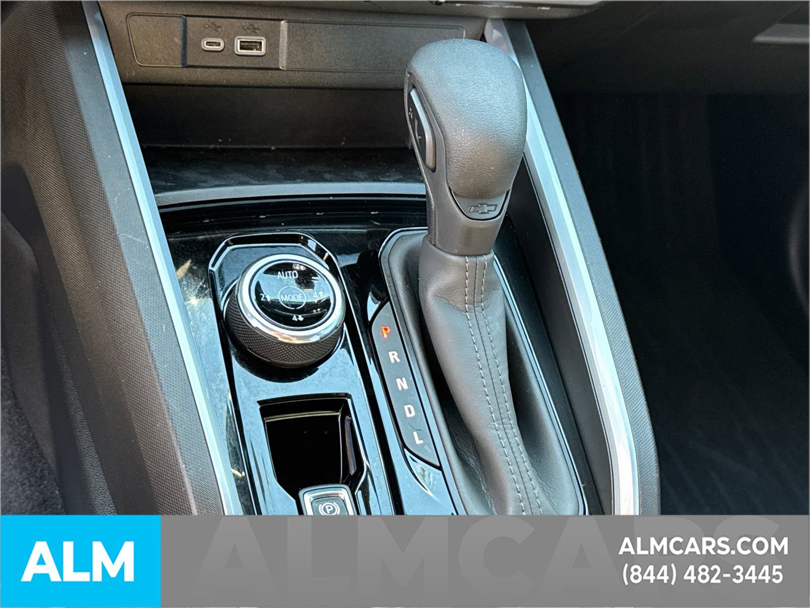 Used 2023 Chevrolet Colorado Trail Boss w/ Technology Package image 36