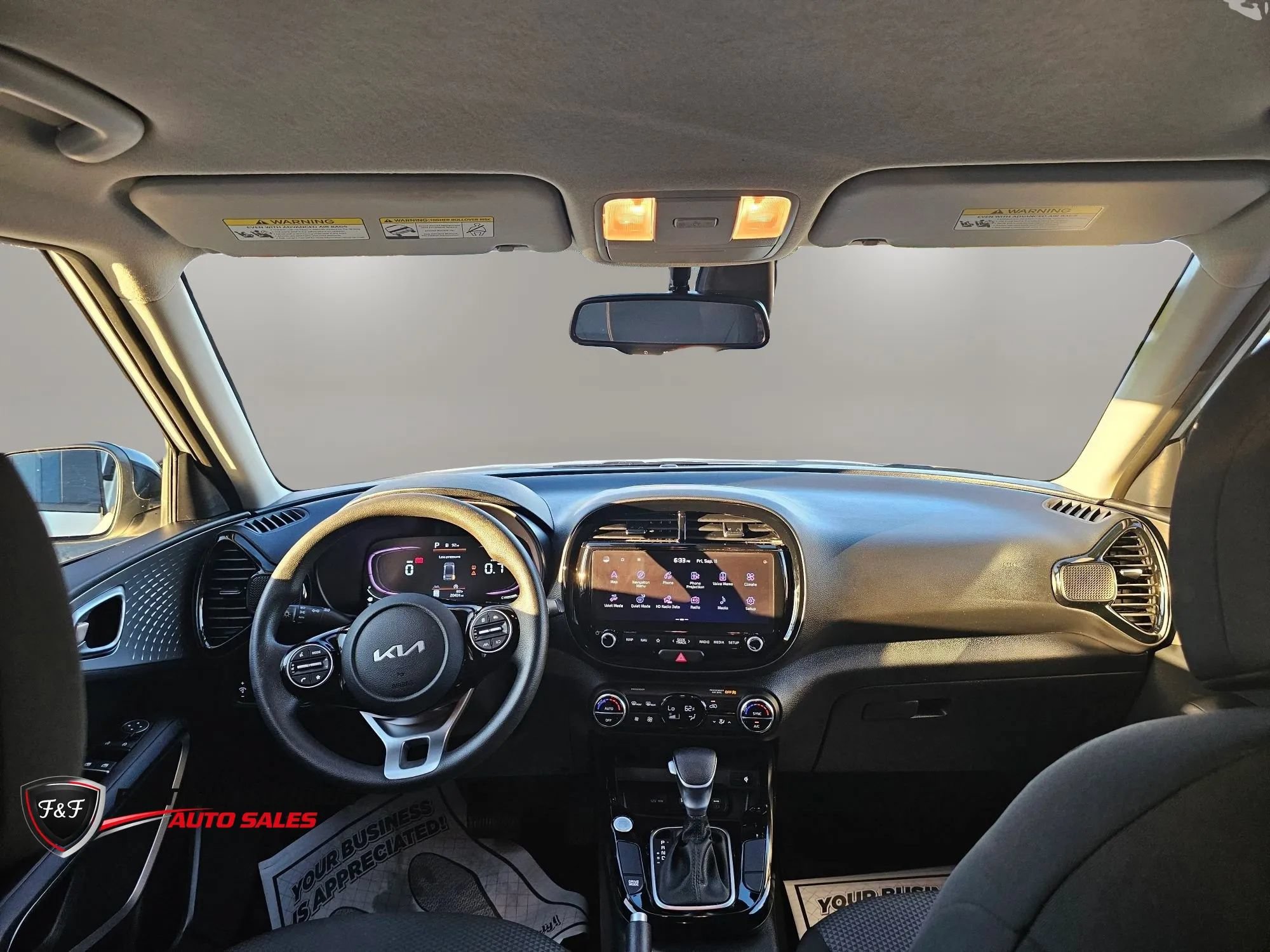 Used 2023 Kia Soul S FWD image 15