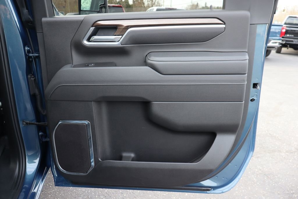 Used 2025 Chevrolet Silverado 2500 LT w/ Trail Boss Package image 23