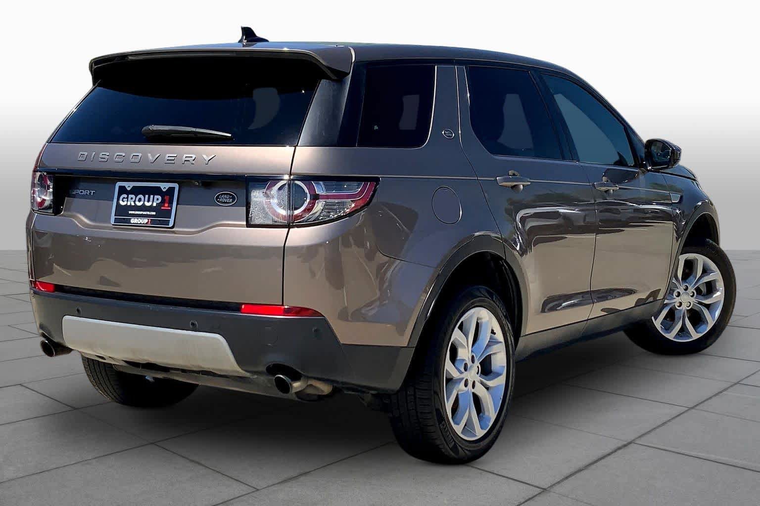Used 2016 Land Rover Discovery Sport HSE AWD/4WD image 13