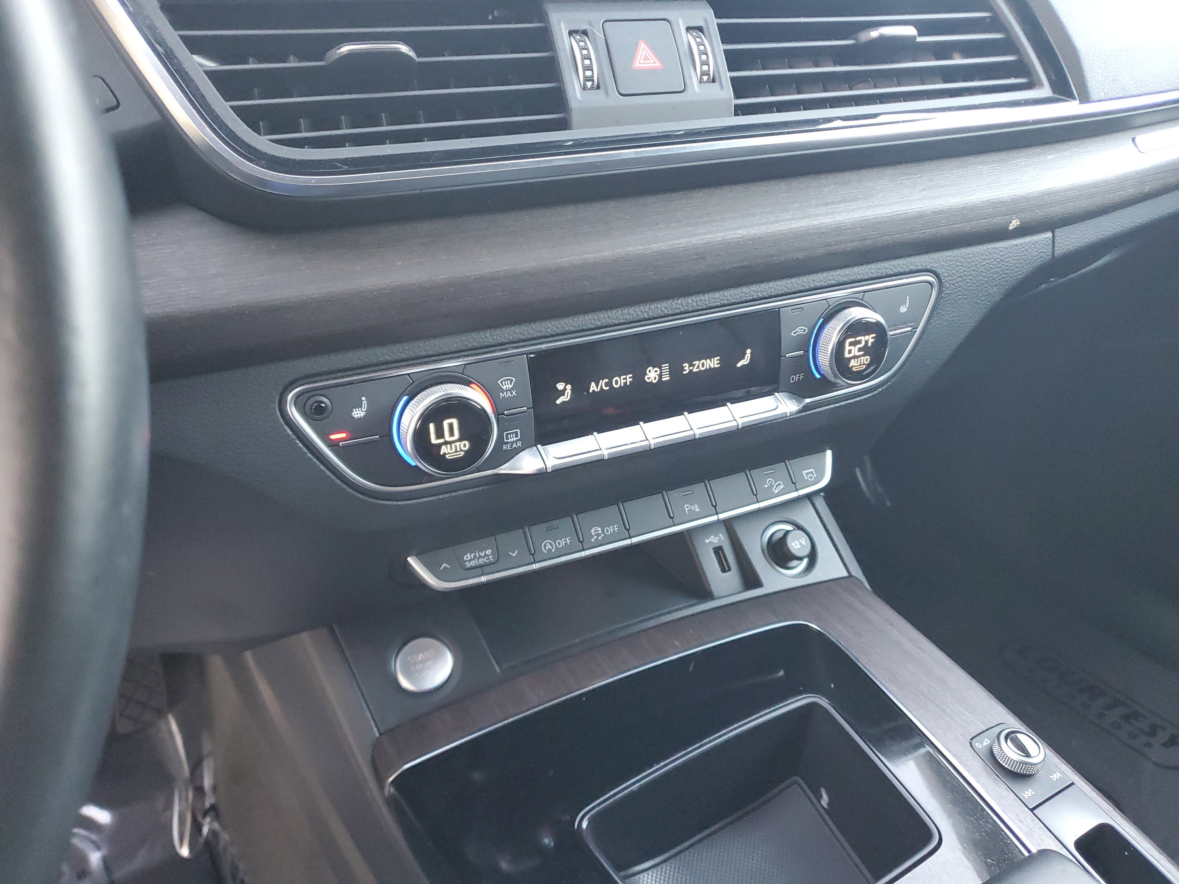 Used 2021 Audi Q5 Premium image 24