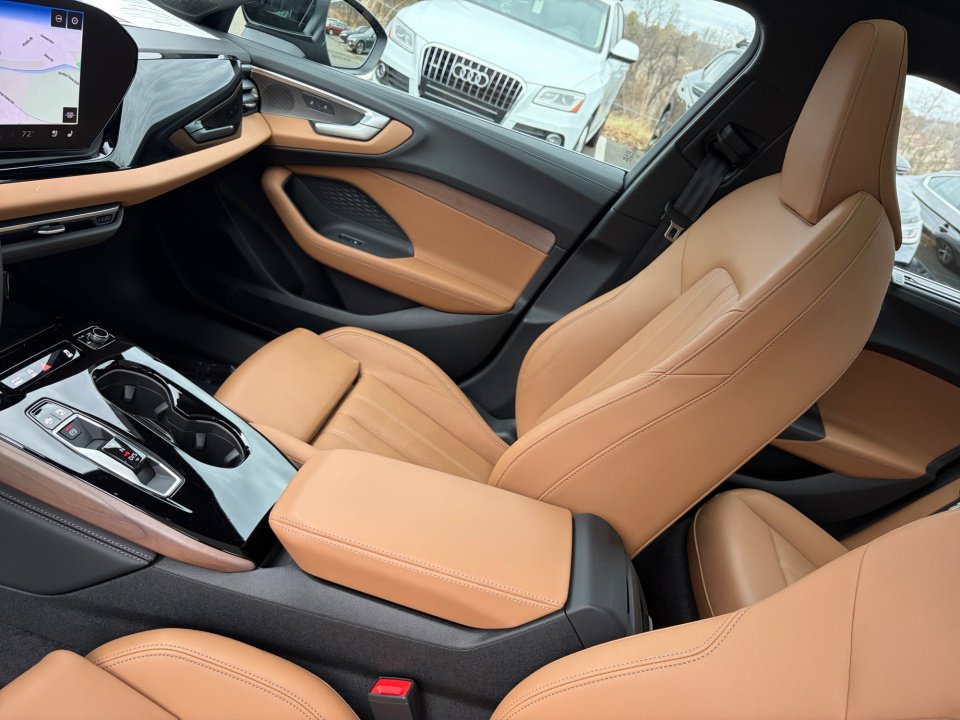 Certified 2025 Audi A5 2.0T Premium Plus Sedan image 31