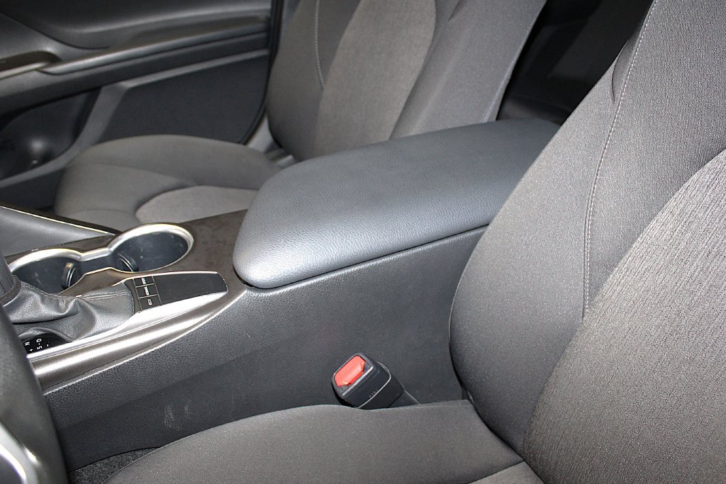 Used 2023 Toyota Camry LE FWD image 19