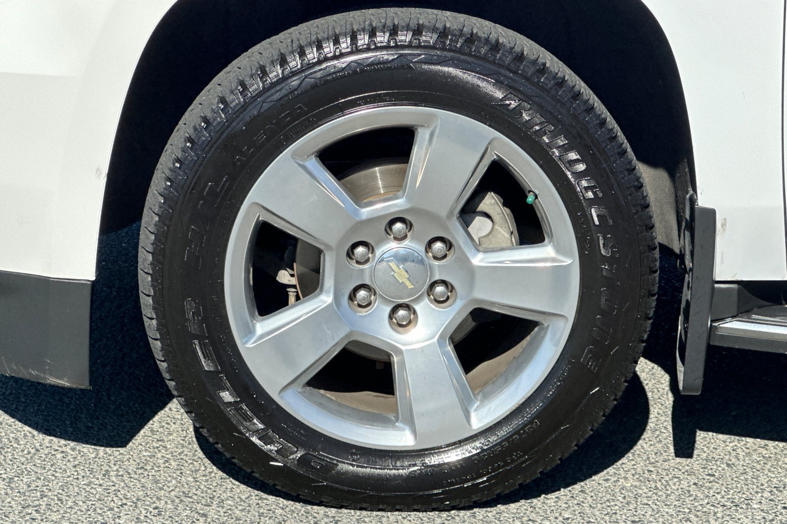 Used 2018 Chevrolet Suburban Premier AWD/4WD image 27